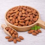 بادام درختی خارجی خام