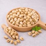 پسته احمدآقایی خام